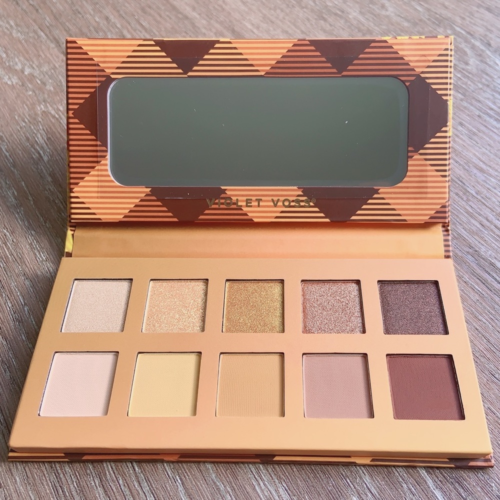 Violet Voss Golden Sunflower eye shadow - Picture 2 of 15